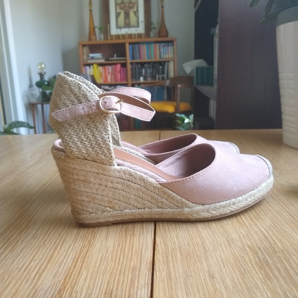 Pale pink suede espadrille wedge Mary Jane heels - Picture 2 of 7